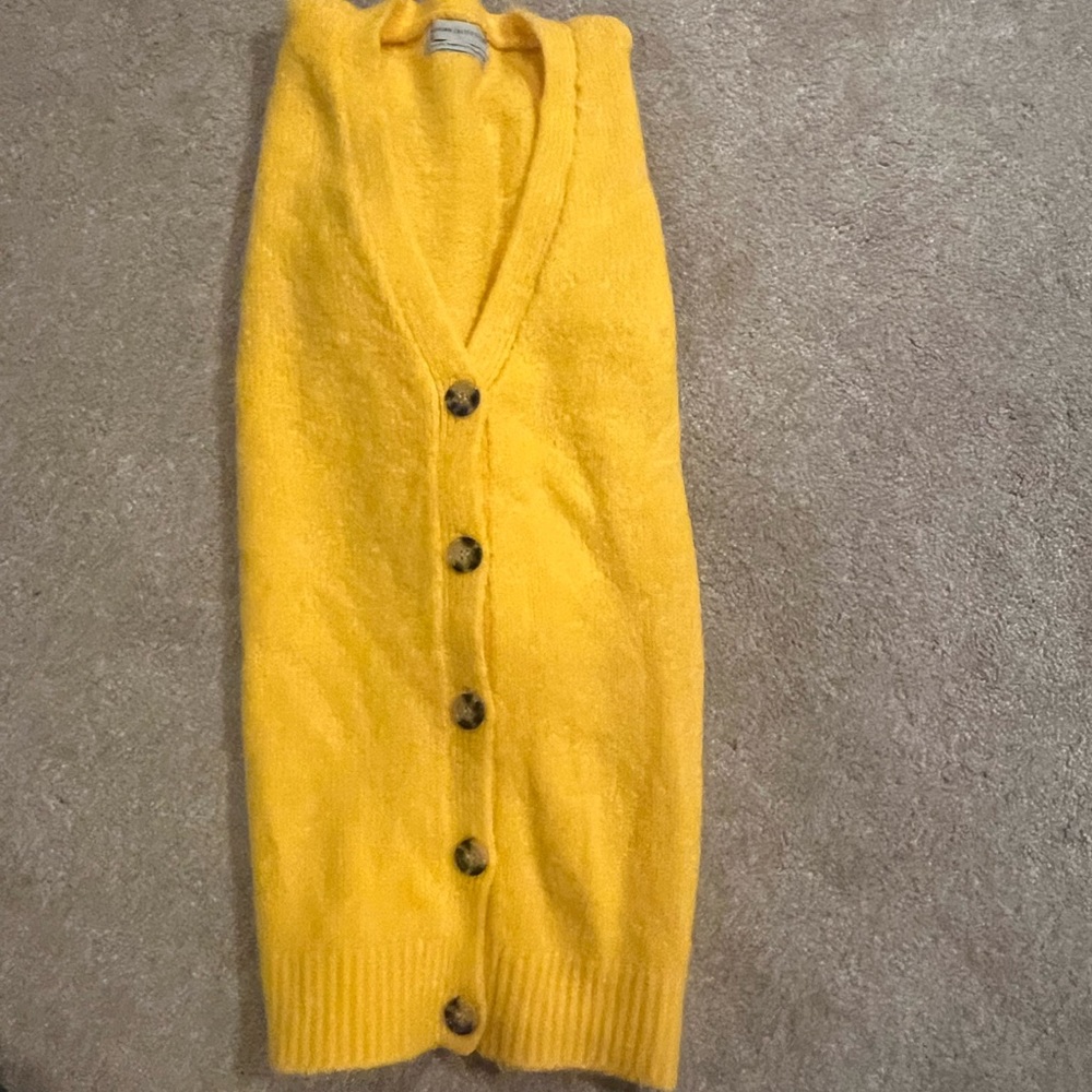 Urban Outfitters Oversized Button Up Cardigan - Picture 3 of 5